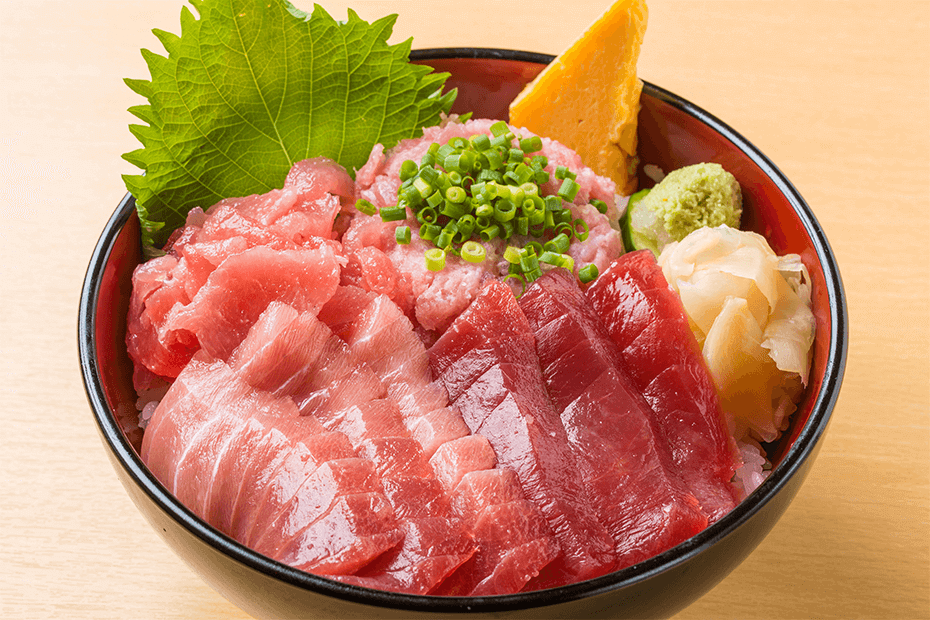 まぐろ４点丼